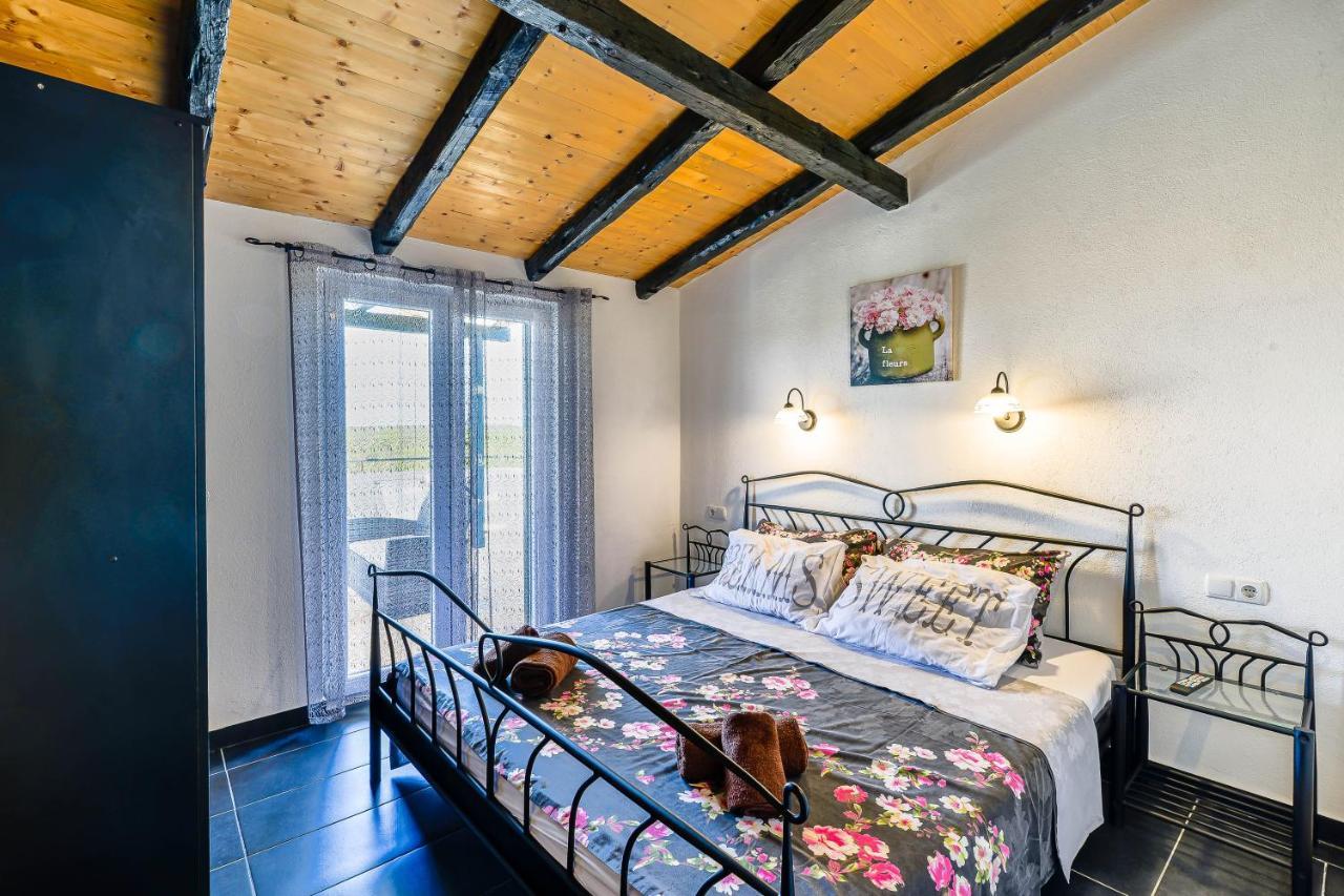 Villa Mia Sukošan Exteriör bild