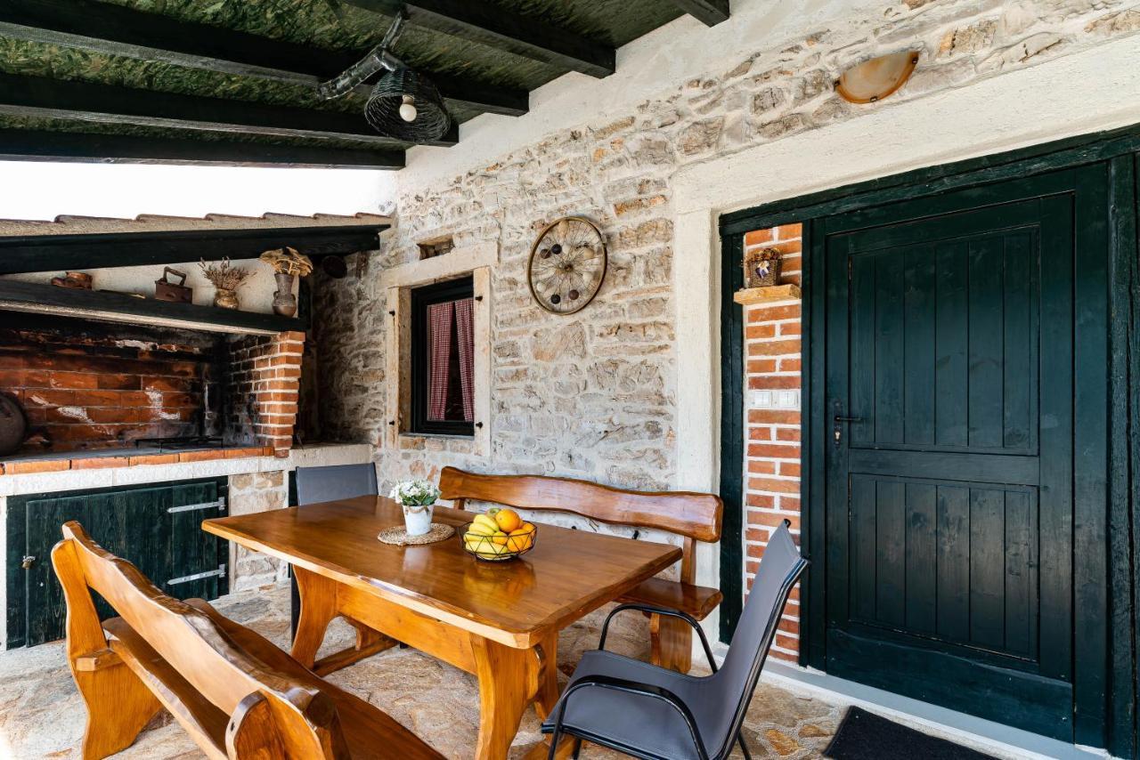 Villa Mia Sukošan Exteriör bild