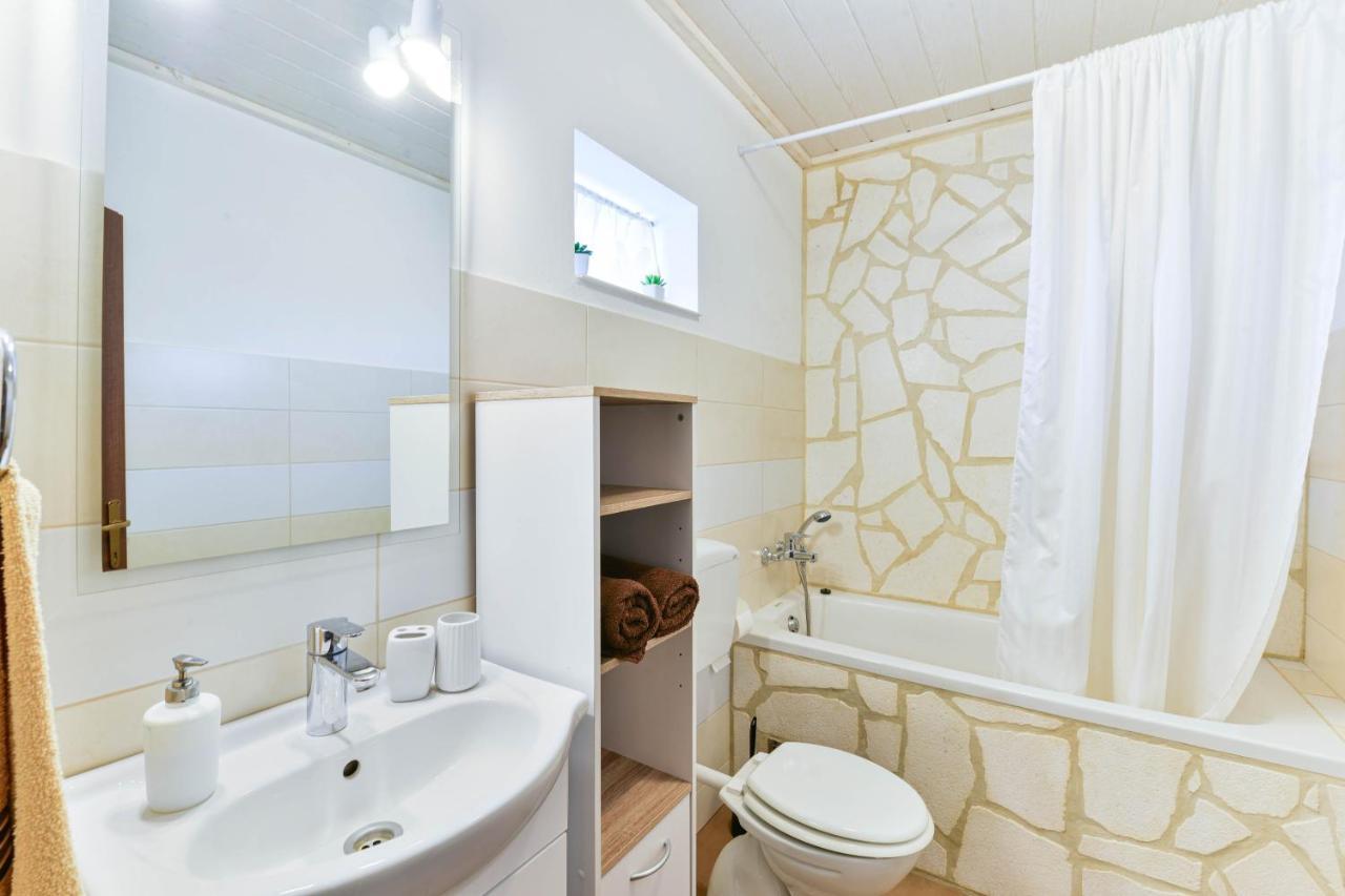 Villa Mia Sukošan Exteriör bild