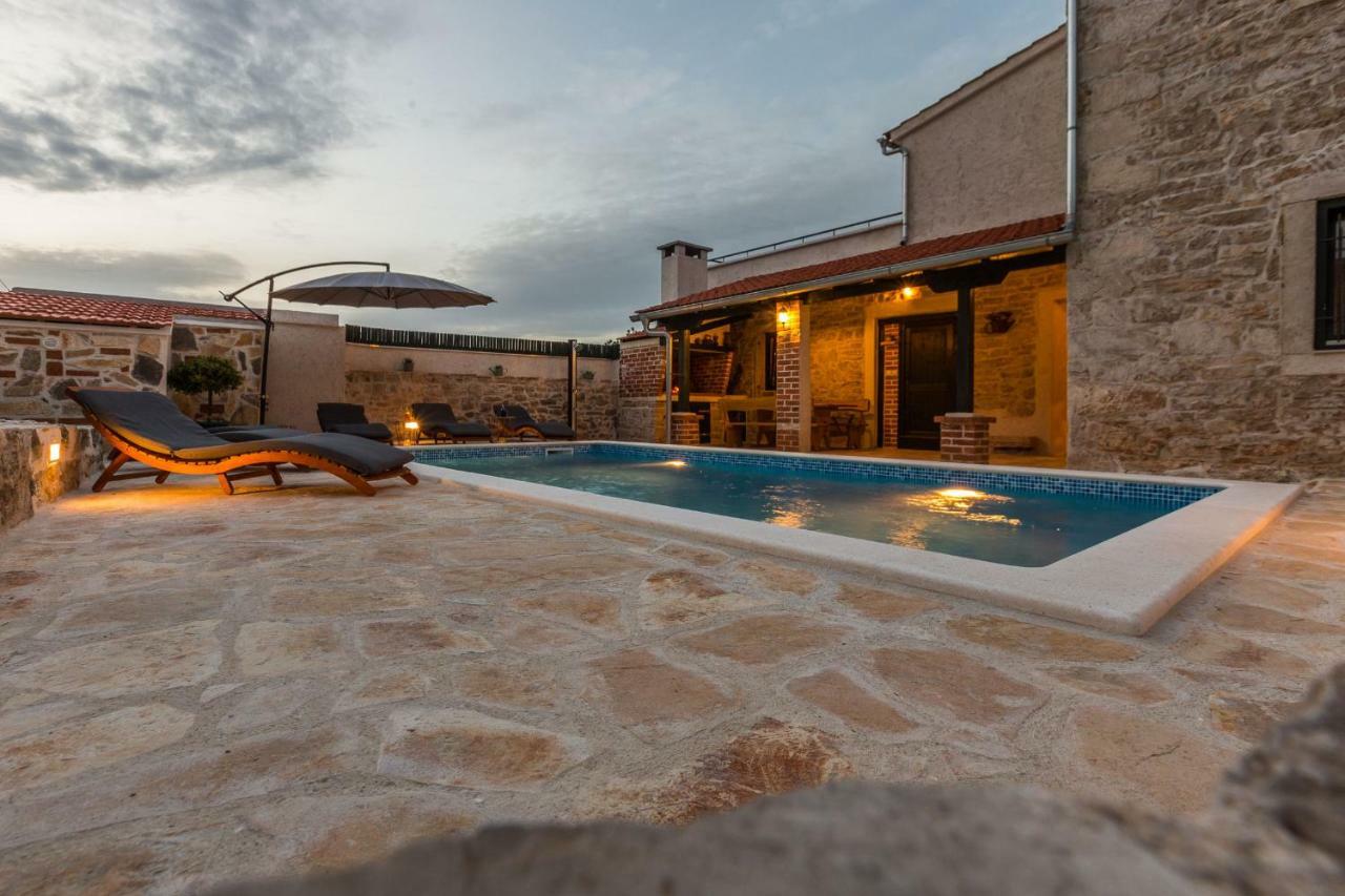 Villa Mia Sukošan Exteriör bild
