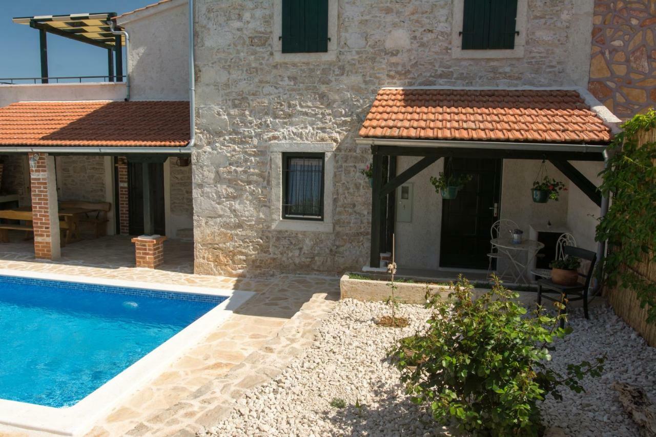 Villa Mia Sukošan Exteriör bild